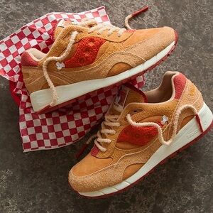 END. x Saucony Shadow 6000 “Fried Chicken.”  Men’s Size 11.5.
